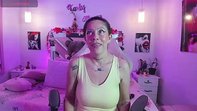 Karly moon online show from 11-30-25, 10:47