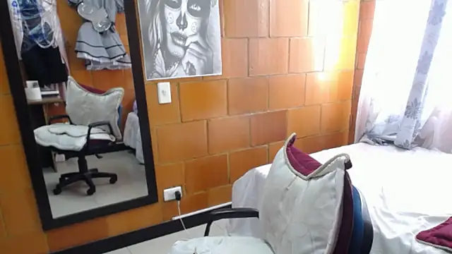 charlote temple online show from 10-20-25, 02:50