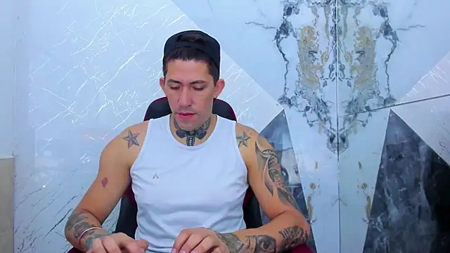 Snapshot of yeckodream chatting on 11-14-25, 04:22 yeckodream online show from 11-14-25, 04:22