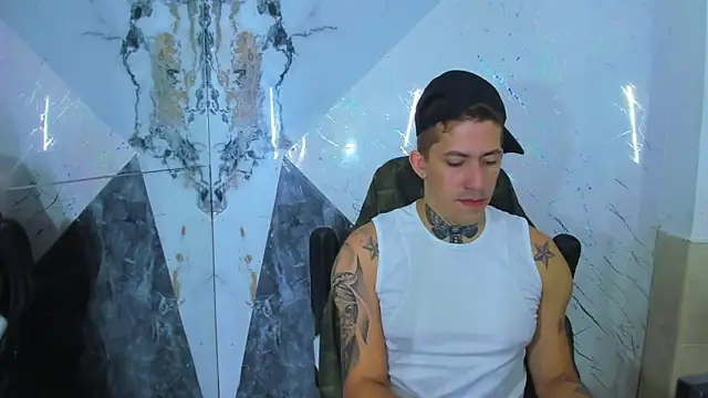 yeckodream online show from 12-20-25, 06:20