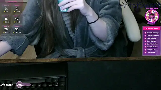 Snapshot of ArtofSweet chatting on 11-07-25, 07:36 ArtofSweet online show from 11-07-25, 07:36