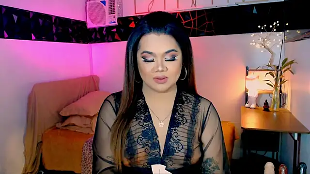 asiankatyhuge online show from 10-27-25, 09:30