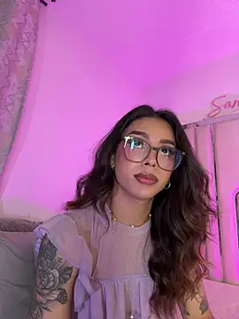 Snapshot of Samantha_Bernardo chatting on 02-27-26, 04:12 Samantha Bernardo online show from 02-27-26, 04:12