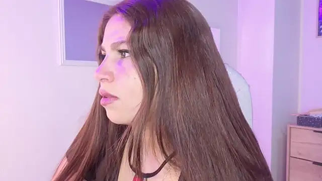 bluee hazell online show from 11-04-25, 11:31