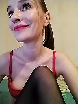 AimeeFair online show from 11-10-25, 01:43