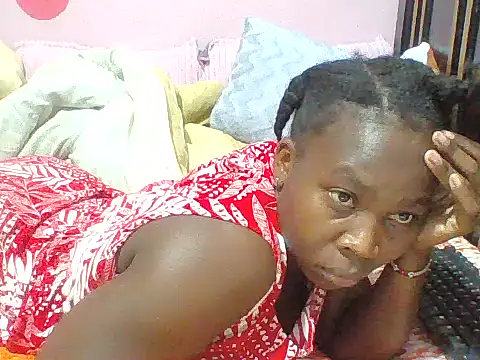 Snapshot of miss_melis chatting on 11-28-25, 10:18 miss melis online show from 11-28-25, 10:18