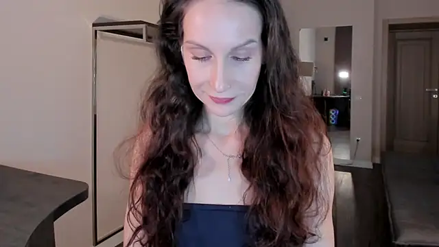 Snapshot of Mila_Anders chatting on 12-18-25, 05:35 Mila Anders online show from 12-18-25, 05:35