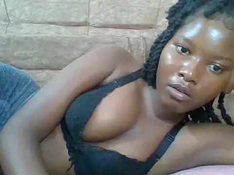 Snapshot of sexyjanett chatting on 03-09-25, 03:49 sexyjanett online show from 03-09-25, 03:49