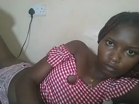 Snapshot of sexyjanett chatting on 09-16-25, 10:44 sexyjanett online show from 09-16-25, 10:44