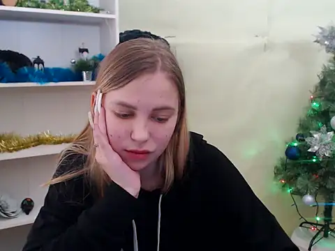 klerkarina online show from 12-22-24, 09:11