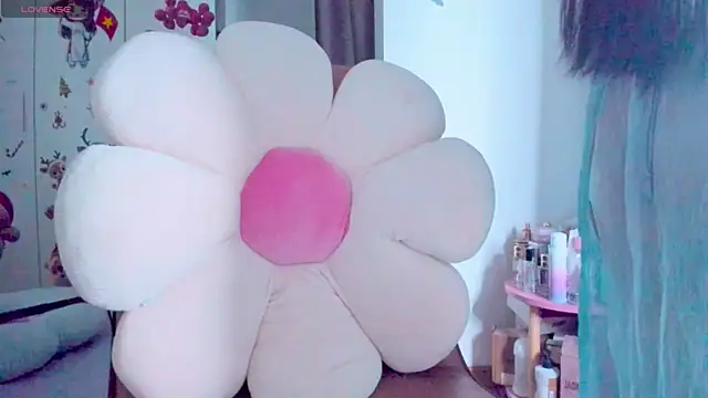 Snapshot of _BABBE_Hii chatting on 02-12-26, 10:32 BABBE Hii online show from 02-12-26, 10:32