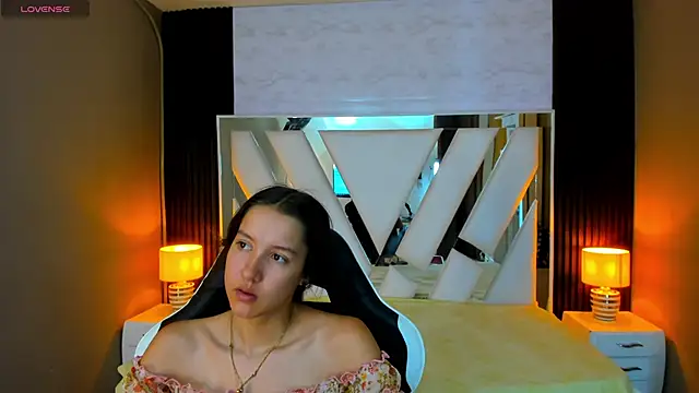 Linda4Petite online show from 11-16-25, 01:17