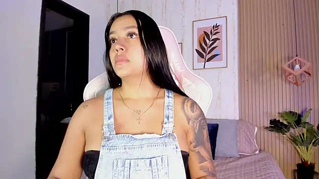 Snapshot of CameronCollins_ chatting on 10-13-25, 07:36 CameronCollins online show from 10-13-25, 07:36