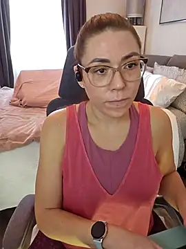 Snapshot of Ellie-L-Elizabeth chatting on 12-04-24, 05:33 Ellie-L-Elizabeth online show from 12-04-24, 05:33