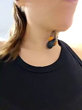 Snapshot of Ellie-L-Elizabeth chatting on 02-03-25, 05:14 Ellie-L-Elizabeth online show from 02-03-25, 05:14