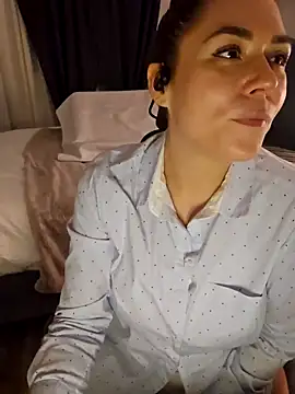 Snapshot of Ellie-L-Elizabeth chatting on 02-05-25, 02:19 Ellie-L-Elizabeth online show from 02-05-25, 02:19