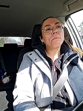 Snapshot of Ellie-L-Elizabeth chatting on 03-08-25, 06:26 Ellie-L-Elizabeth online show from 03-08-25, 06:26