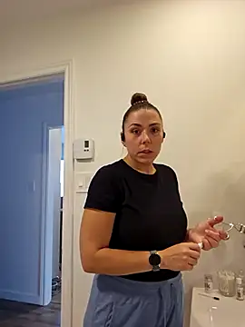 Snapshot of Ellie-L-Elizabeth chatting on 09-23-25, 08:34 Ellie-L-Elizabeth online show from 09-23-25, 08:34