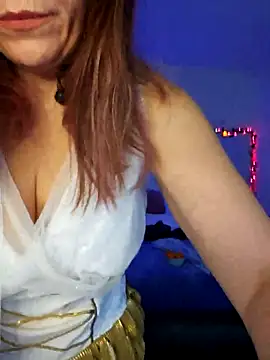 Snapshot of Ellie-L-Elizabeth chatting on 11-02-25, 04:15 Ellie-L-Elizabeth online show from 11-02-25, 04:15