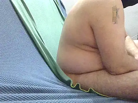 Snapshot of Jok395 chatting on 01-16-26, 06:39 Jok395 online show from 01-16-26, 06:39