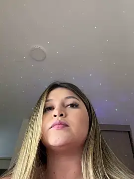 lunablossom  online show from 03-15-25, 08:10