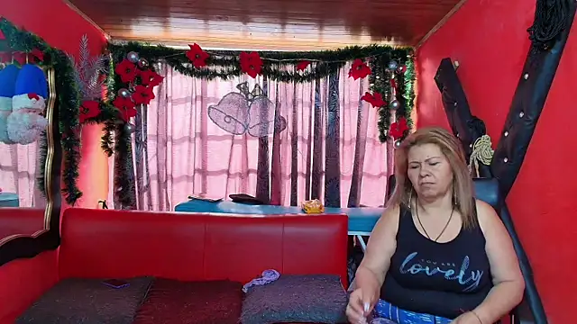 lesbiancuple online show from 01-04-25, 01:42