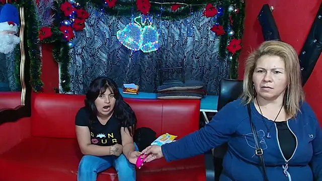 lesbiancuple online show from 01-07-25, 12:24