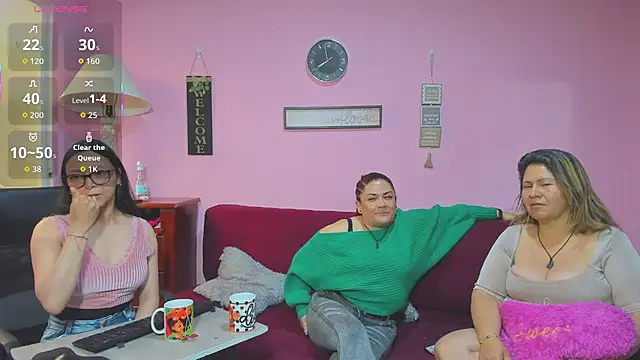 lesbiancuple online show from 10-11-25, 12:58