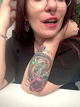 Snapshot of LunaMoongirl chatting on 12-03-24, 10:50 LunaMoongirl online show from 12-03-24, 10:50