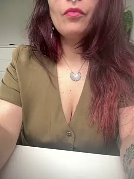 Snapshot of LunaMoongirl chatting on 12-05-24, 09:50 LunaMoongirl online show from 12-05-24, 09:50