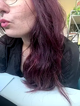 Snapshot of LunaMoongirl chatting on 12-06-24, 10:16 LunaMoongirl online show from 12-06-24, 10:16