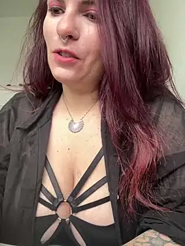 Snapshot of LunaMoongirl chatting on 12-13-24, 09:24 LunaMoongirl online show from 12-13-24, 09:24