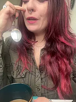 Snapshot of LunaMoongirl chatting on 01-10-25, 10:28 LunaMoongirl online show from 01-10-25, 10:28