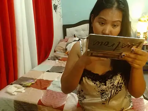 Snapshot of PearlOfAsia21 chatting on 02-27-25, 10:37 PearlOfAsia21 online show from 02-27-25, 10:37