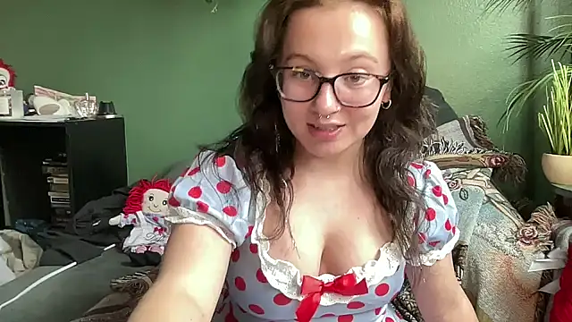 Snapshot of sweetandwet_daddy chatting on 10-09-25, 09:02 sweetandwet daddy online show from 10-09-25, 09:02