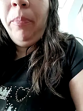 isabella rossse online show from 12-19-24, 12:56