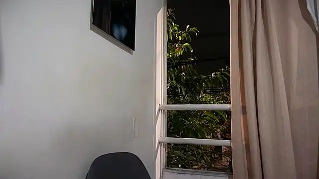 romeolovedark online show from 04-05-26, 04:53