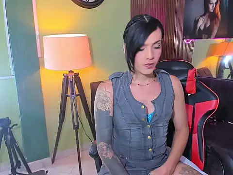 ximena22love online show from 11-21-25, 09:24