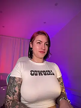 IvyHoney online show from 01-26-25, 10:12