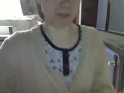 Moi Lina online show from 01-31-25, 08:54