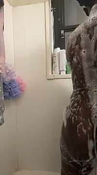 ChocolateBuns101 online show from 01-15-25, 02:06