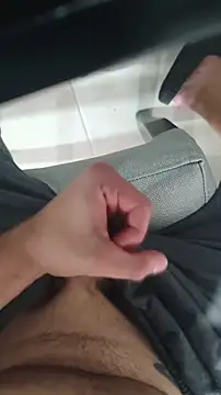 Snapshot of molok329 chatting on 11-12-25, 04:40 molok329 online show from 11-12-25, 04:40