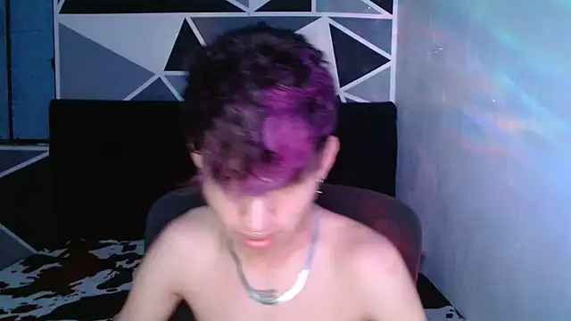 littlextreme online show from 12-12-24, 01:43