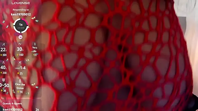 Snapshot of Nickytouse chatting on 01-31-25, 09:37 Nickytouse online show from 01-31-25, 09:37