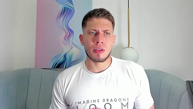 SebastianMaximoff online show from 10-18-25, 04:41