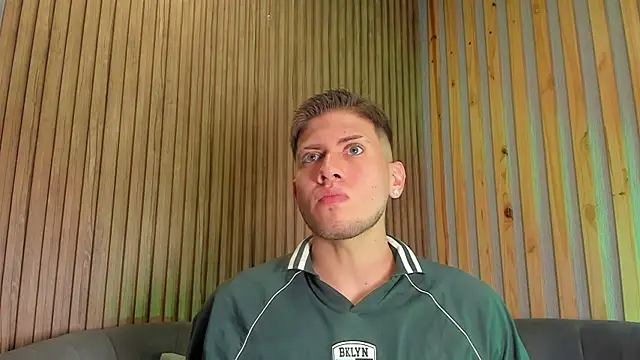 SebastianMaximoff online show from 01-09-26, 07:37