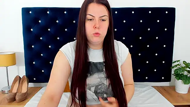 EvaLick online show from 09-16-25, 04:57