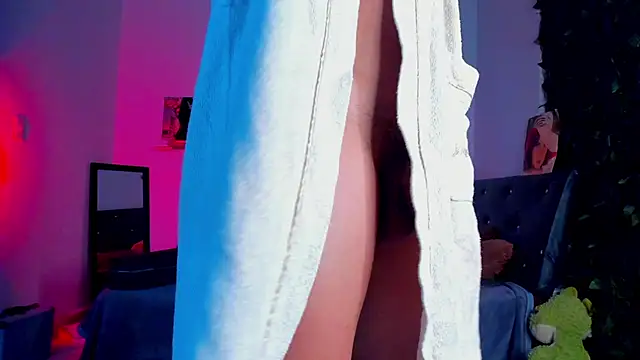 sweetvond  online show from 10-10-25, 11:26