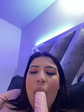 cutesarah  online show from 02-16-25, 12:52