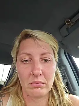 SheIsSomething online show from 03-17-25, 10:28